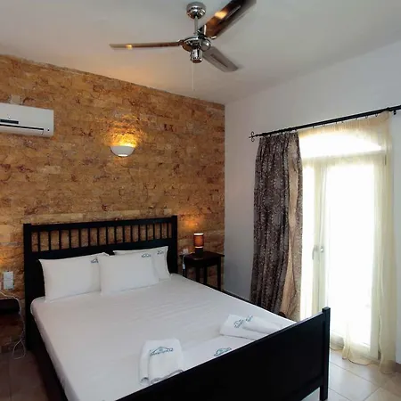 Maistrali בית הארחה Síkinos